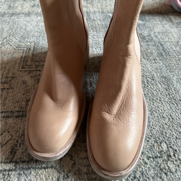 Free People Chelsea boots - Picture 3 of 3